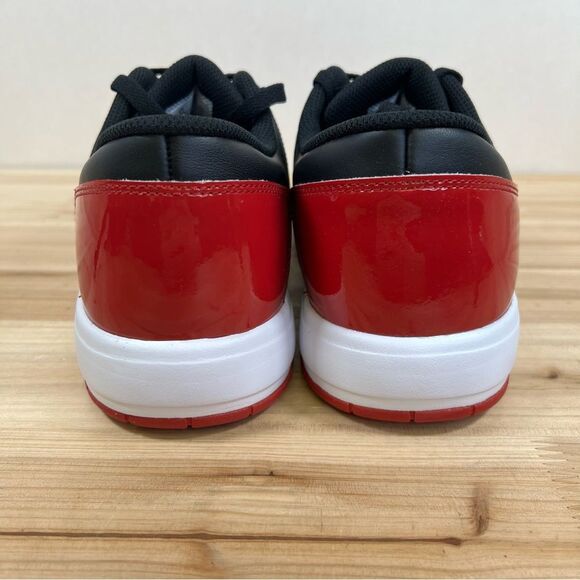 Jordan NU Retro 1 Low Nike Sneakers Mens 10 Black White Varsity Red NEW with Box - Picture 5 of 11
